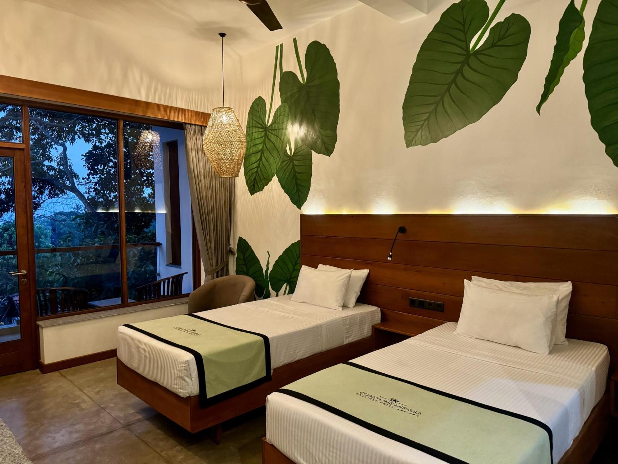 Coastline Mirissa Boutique Hotel And Spa Room photo
