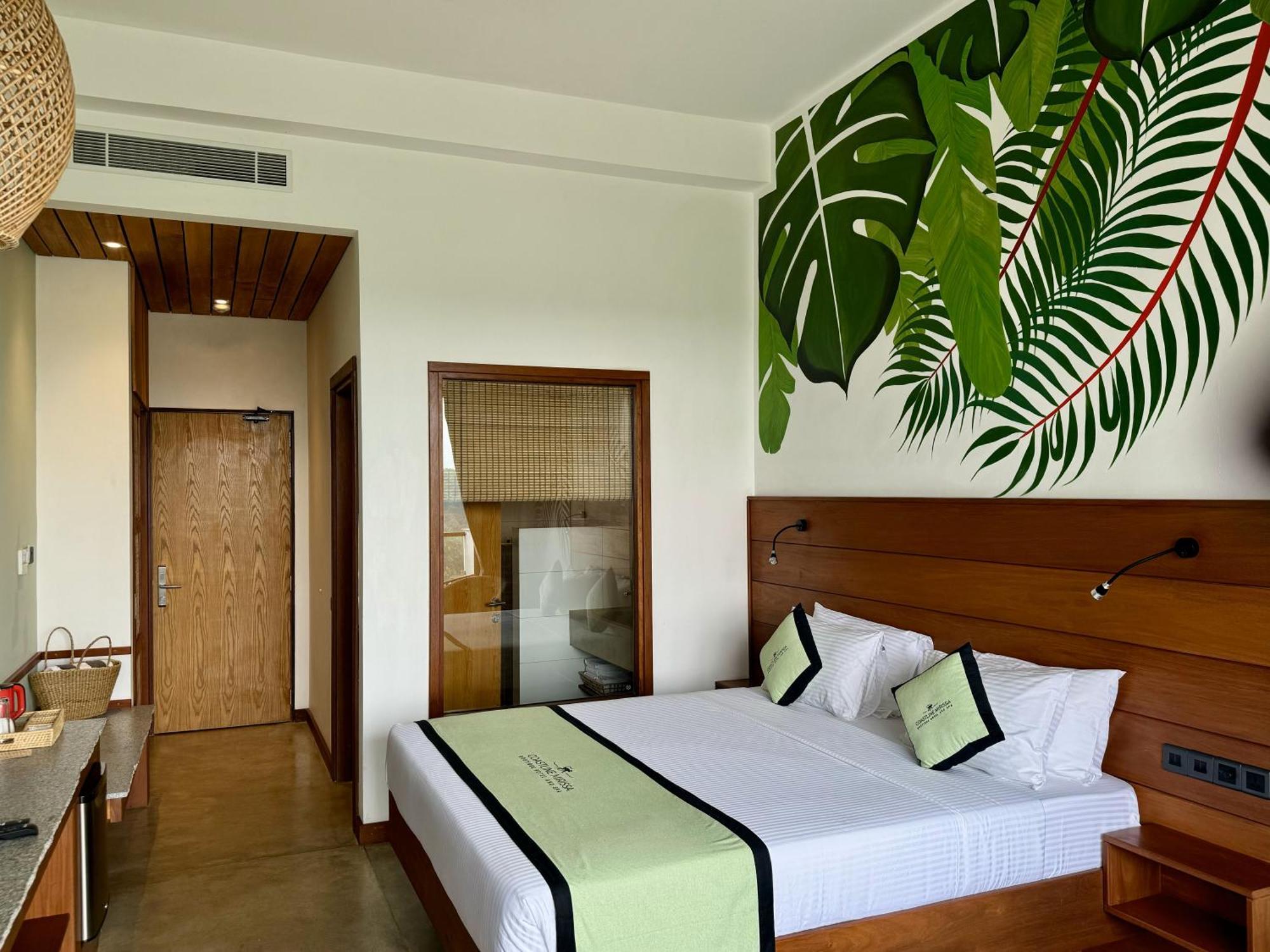 Coastline Mirissa Boutique Hotel And Spa Room photo